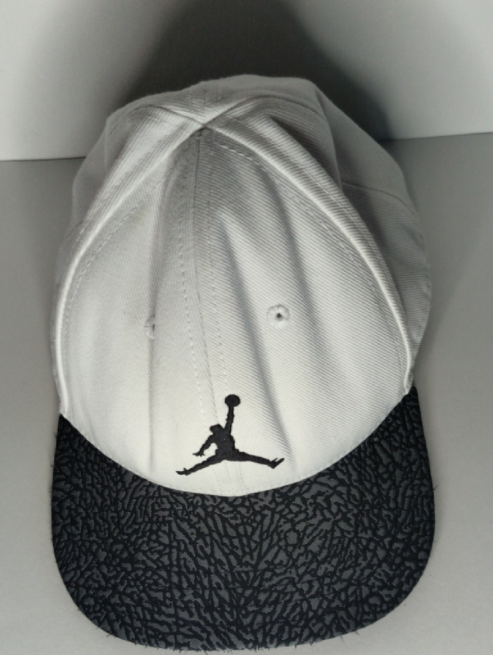 Nike Jordan Toddler White & Black Jumpman Cap